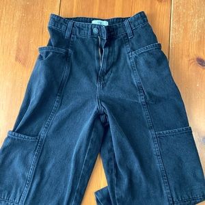 Forever 21 Slouchy Barrel Cut Cargo Jeans
